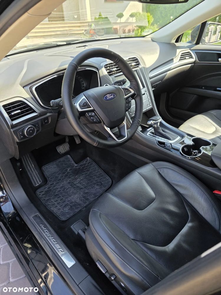 Ford Mondeo 2.0 TDCi Bi-Turbo Titanium PowerShift - 9