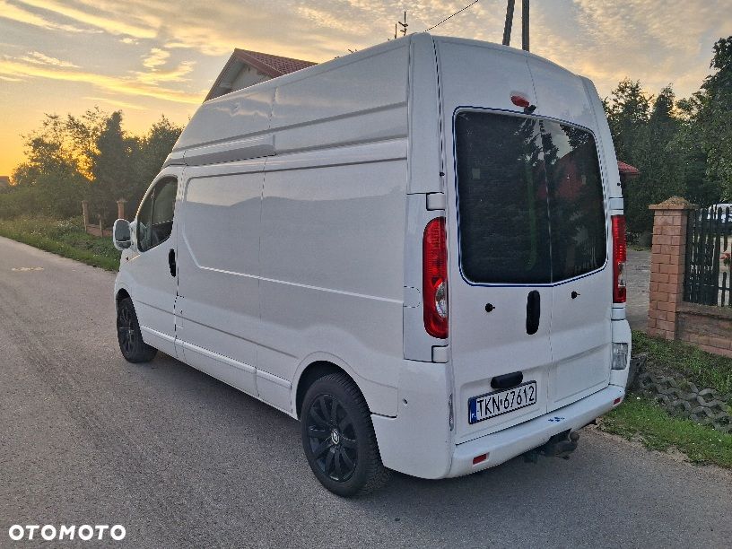 Renault Trafic - 6