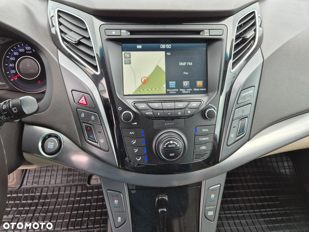 Hyundai i40 Kombi 1.7 CRDi DCT Premium - 38