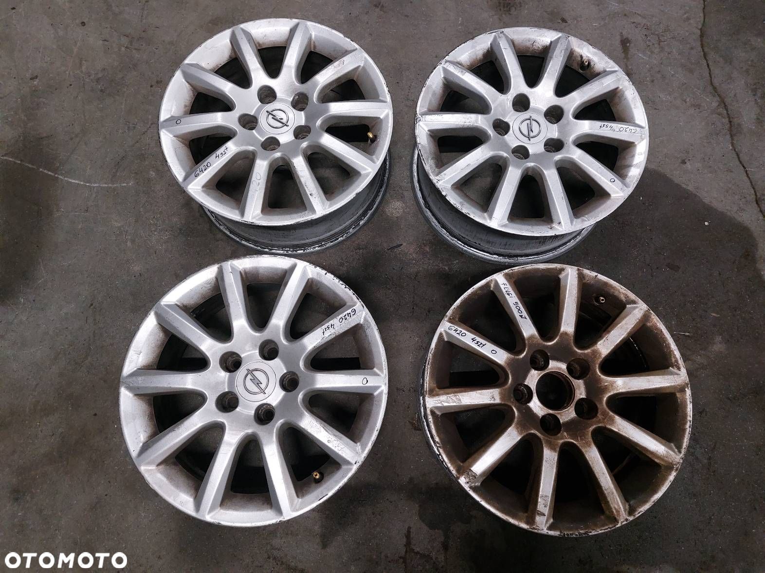 FELGA ALUMINIOWA 4 SZT OPEL ASTRA H 5x110 6,5Jx16 ET37 FI65,1 - 1