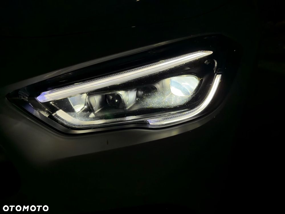 Mercedes-Benz GLA 250 4-Matic AMG Line - 20