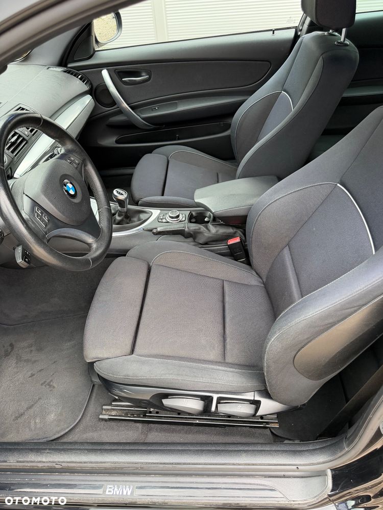 BMW Seria 1 118d - 12