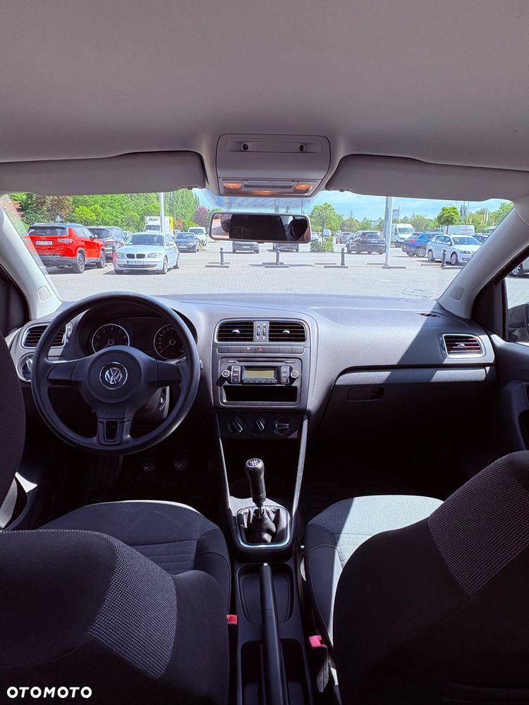 Volkswagen Polo 1.4 16V Comfortline - 15
