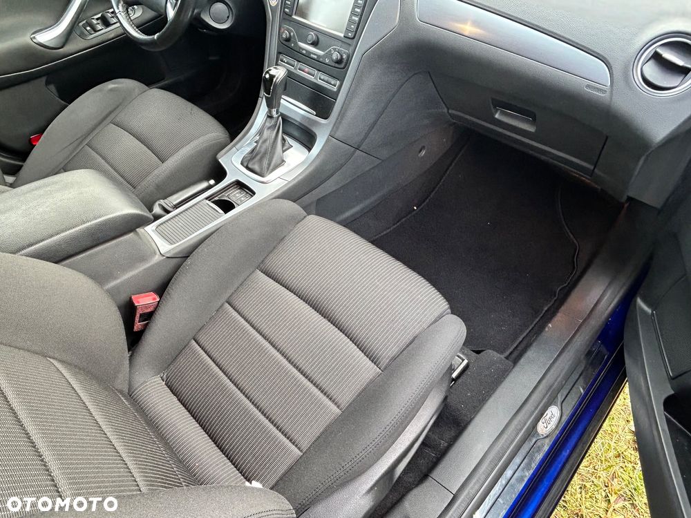 Ford Mondeo - 24