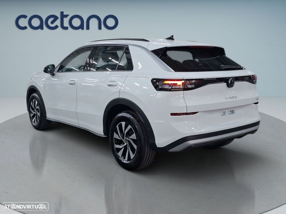 VW T-Roc 1.5 eTSI Trend DSG - 6