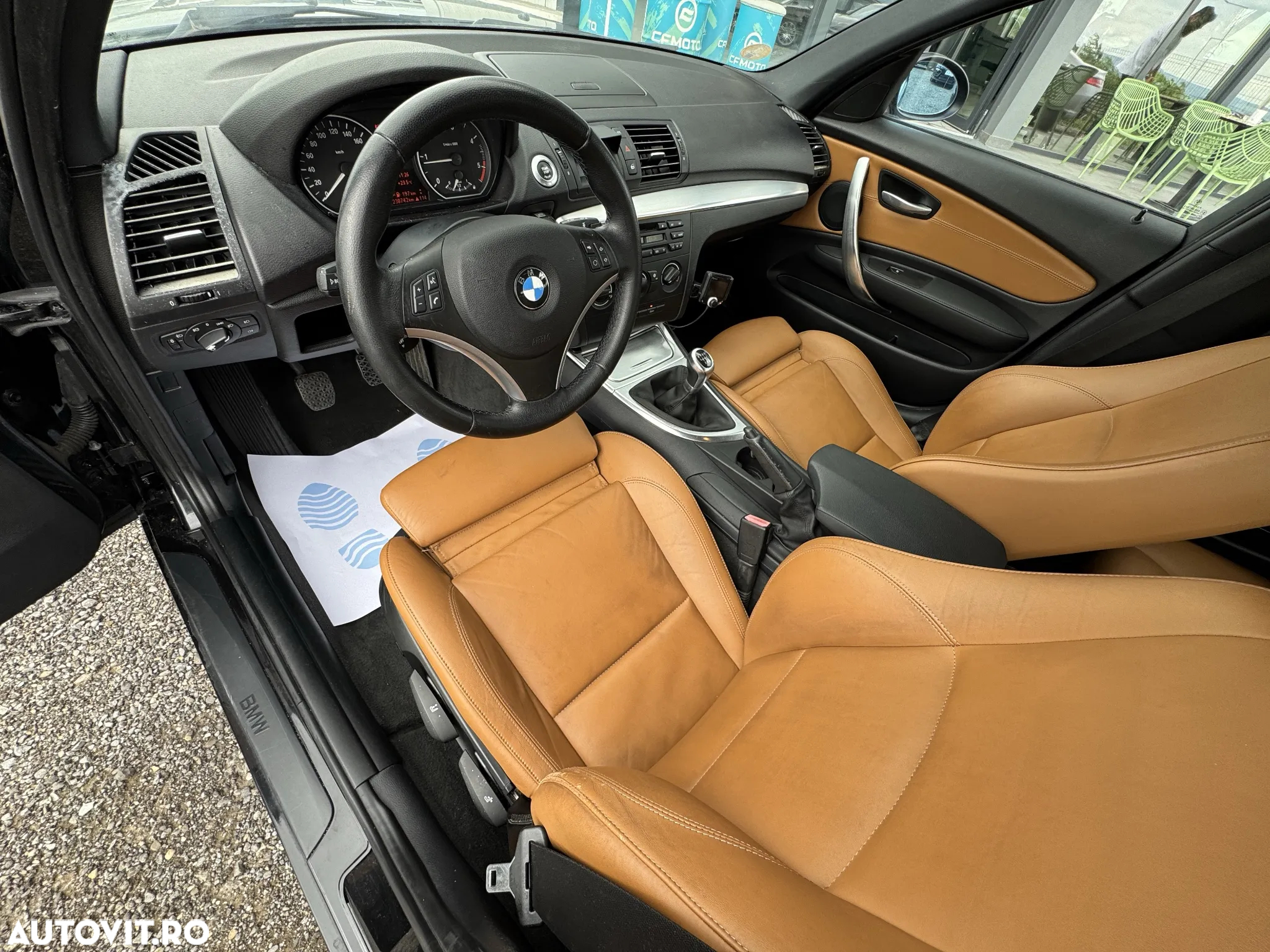 BMW Seria 1 118d - 12