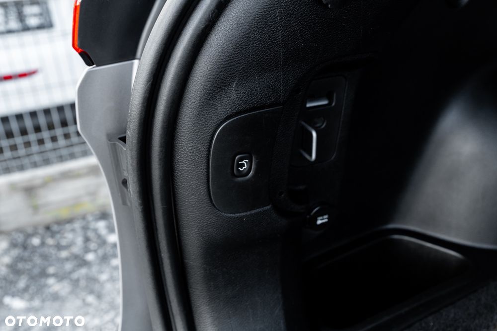 Jeep Cherokee 3.2 V6 Pentastar Active Drive I Automatik Limited - 16