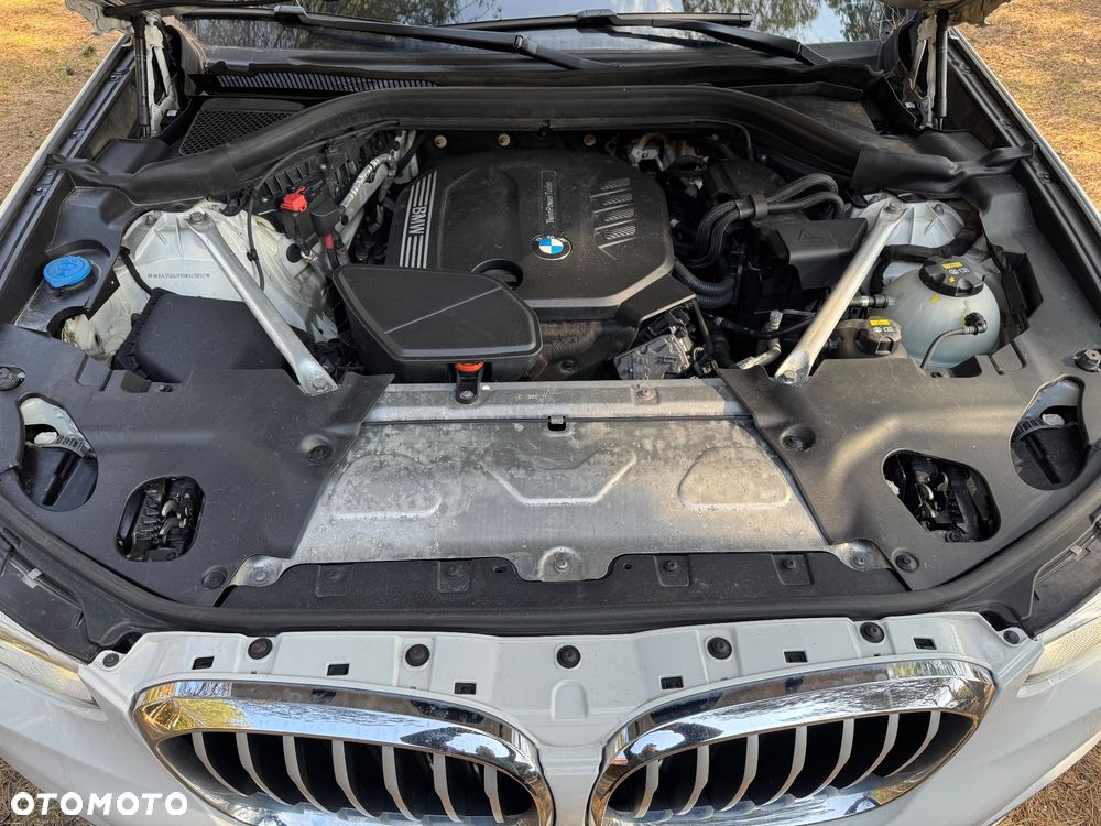 BMW X3 xDrive20d xLine - 12