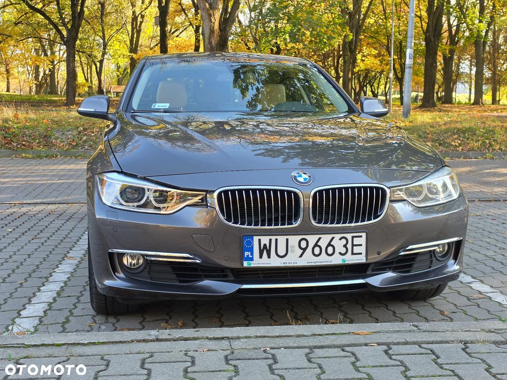 BMW 320I