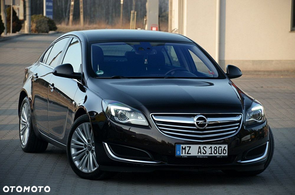 Opel Insignia - 1