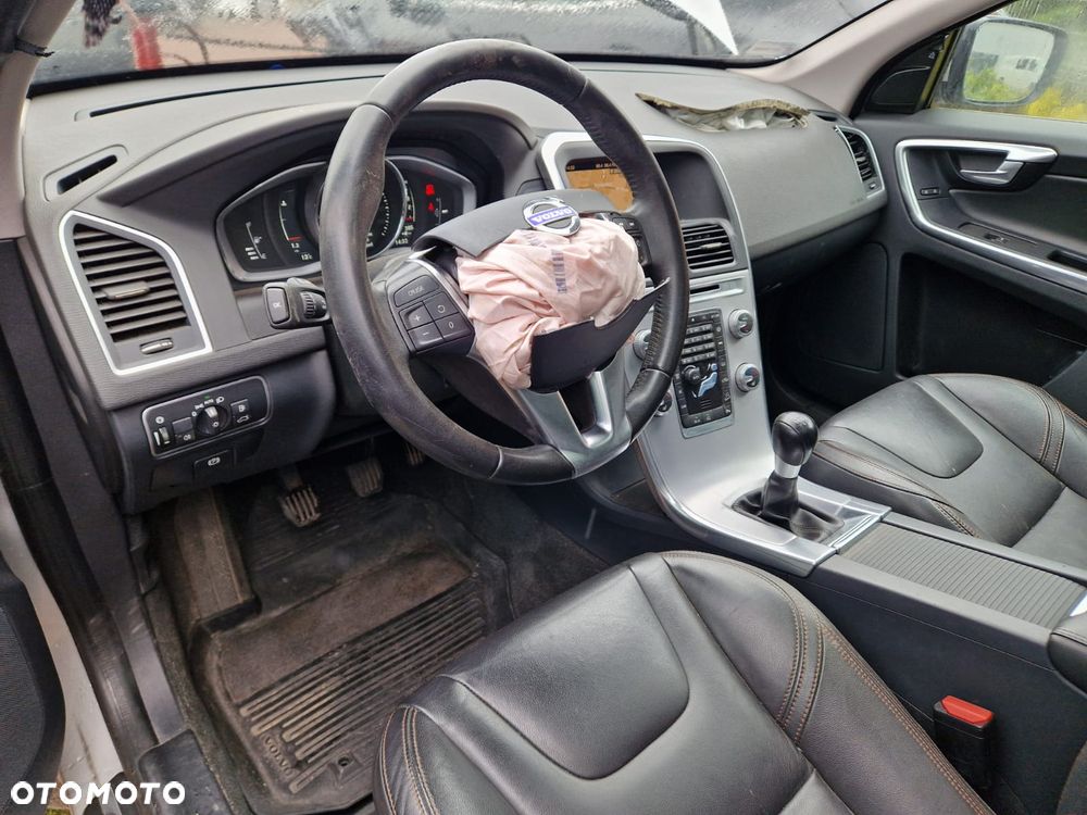 Volvo XC 60 D4 AWD Summum - 17