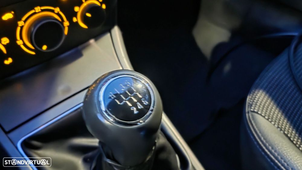 Opel Astra 1.3 CDTI Enjoy EcoFLEX - 19