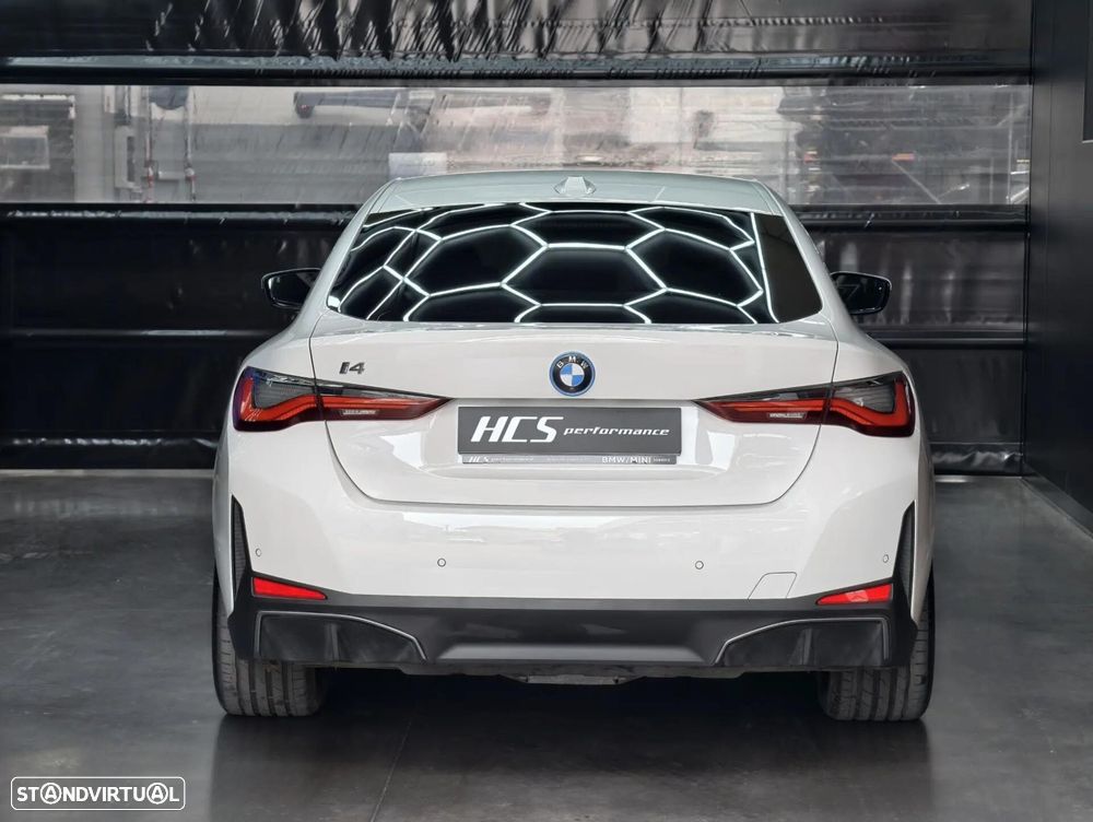 BMW i4 eDrive40 - 24