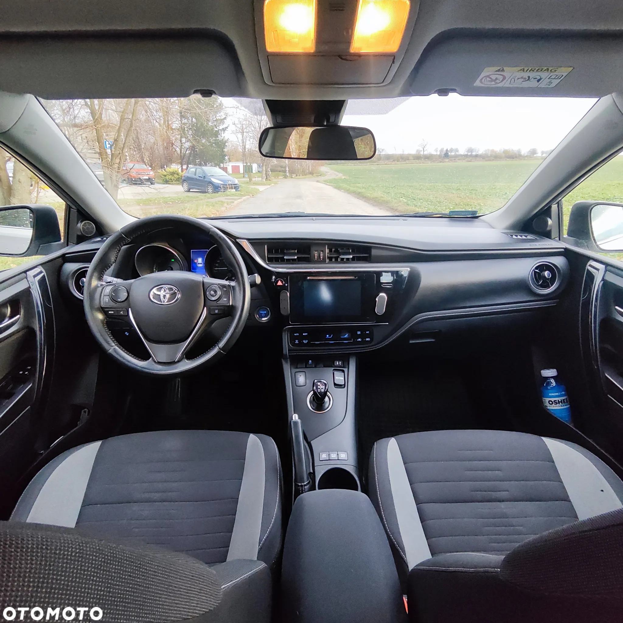 Toyota Auris Hybrid 135 Active - 8