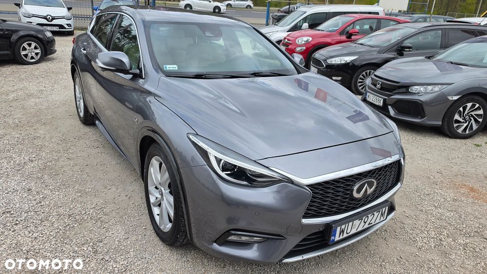 Infiniti QX30 2.0t Luxe Tech AWD 7DCT - 1