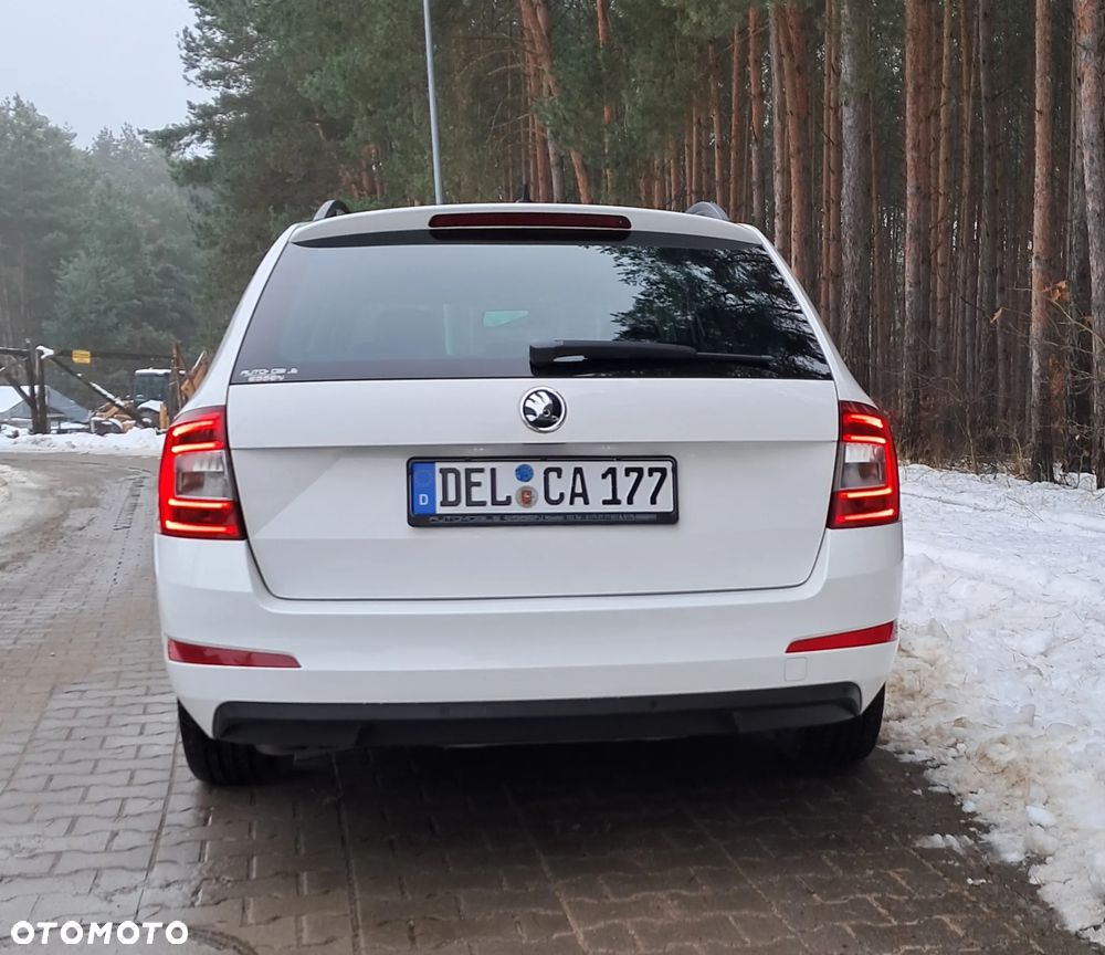 Skoda Octavia 1.8 TSI Green tec DSG Elegance - 4