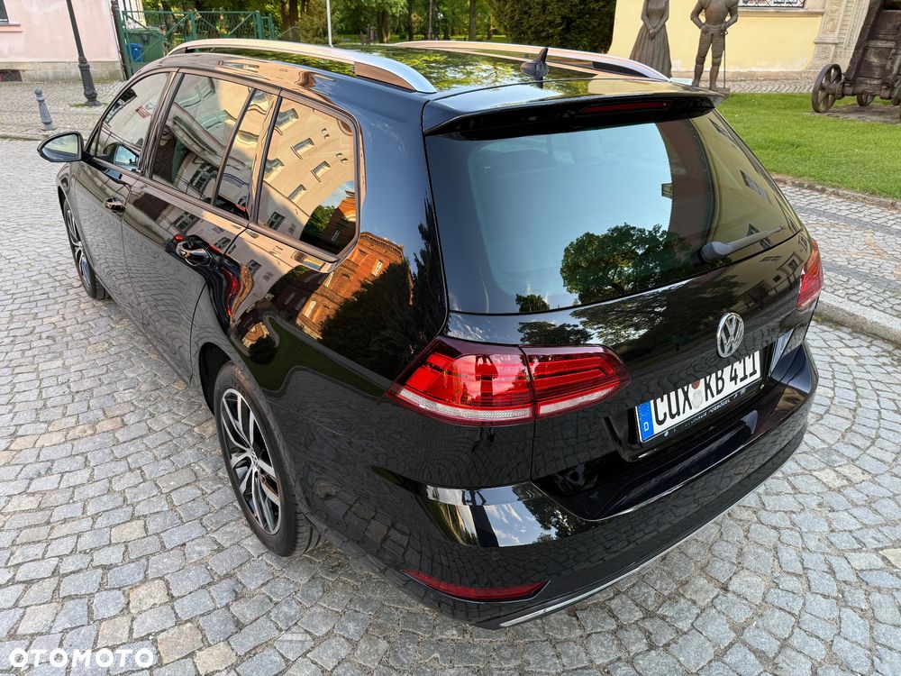 Volkswagen Golf 1.6 TDI SCR DSG IQ.DRIVE - 8