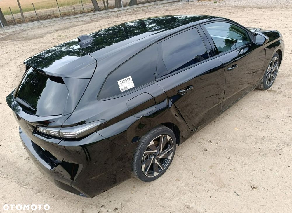 Peugeot 308 - 1