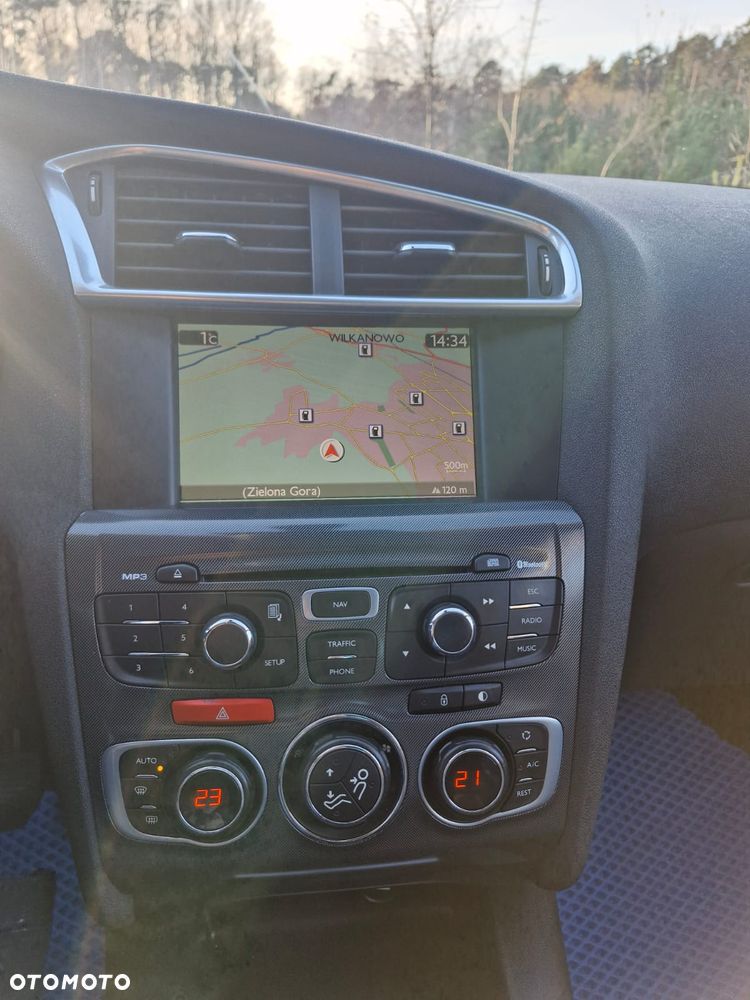 Citroën C4 VTi 120 Exclusive - 14