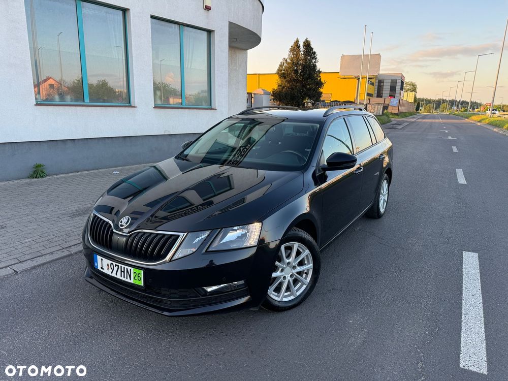 Skoda Octavia 2.0 TDI DSG Ambition - 2