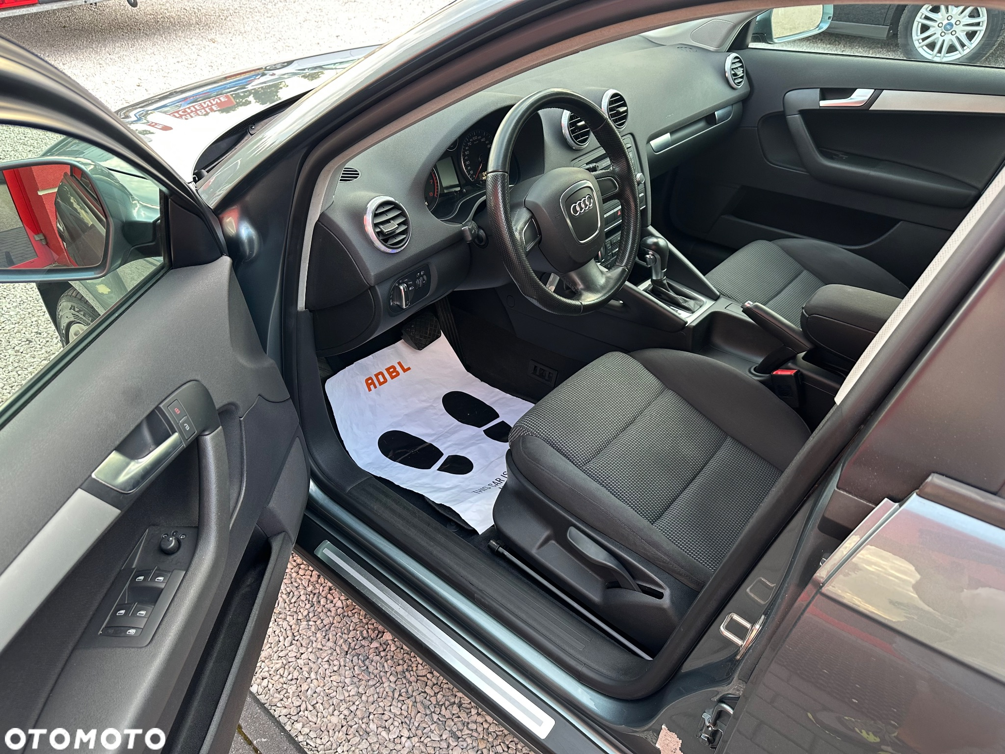Audi A3 1.4 TFSI Sportback S tronic Ambiente - 27
