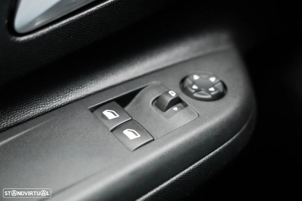 Opel Corsa 1.5 D Business - 23