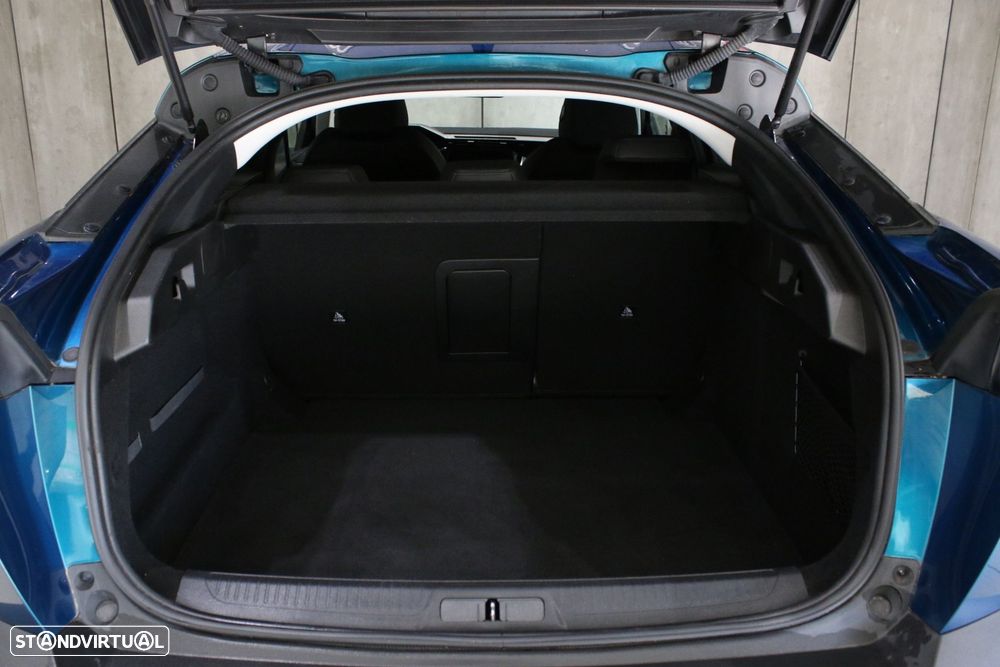 Peugeot 408 1.2 PureTech Allure EAT8 - 34
