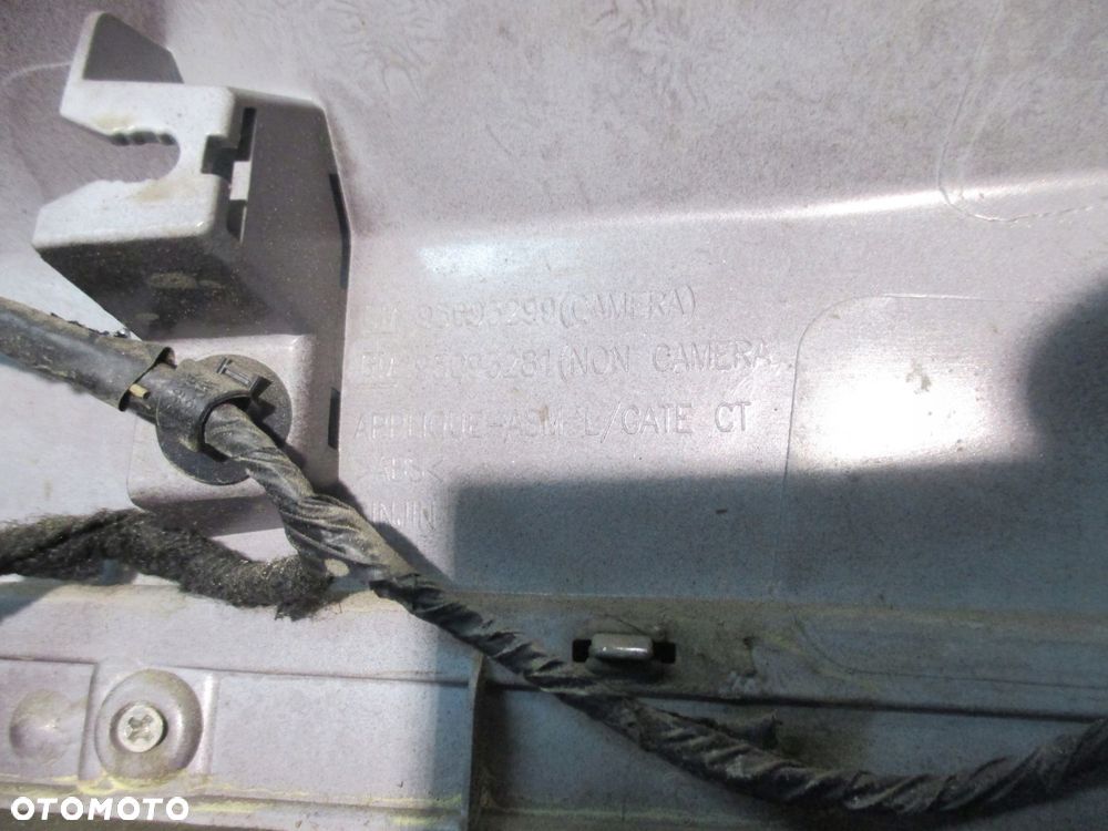 BLENDA KLAPY BAGAŻNIKA CHROM OPEL MOKKA A 12- GYO - 4