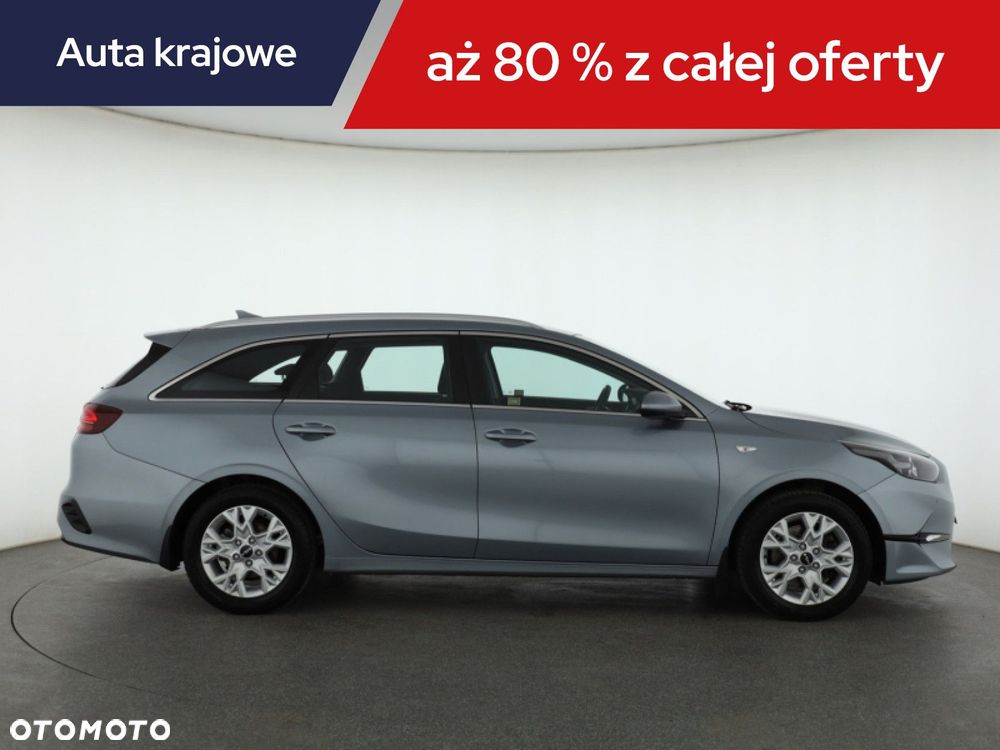 Kia Ceed - 8