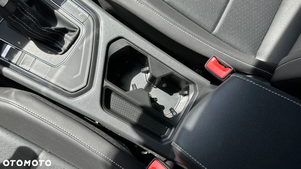 Volkswagen Tiguan - 16
