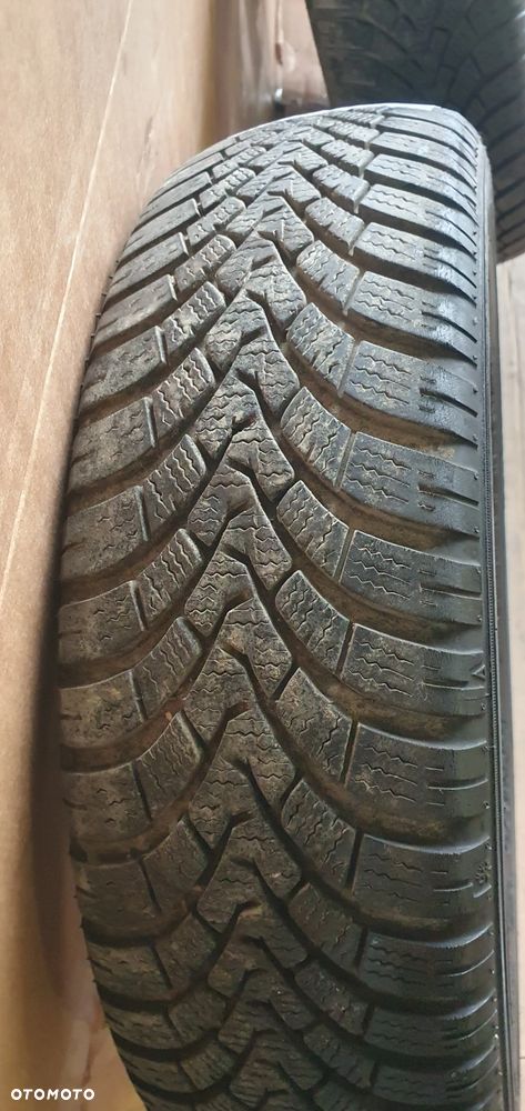 Felga stalowa z oponom 4J ET27 155/60 R15 3X112 Smart Fortwo II 451 - 4