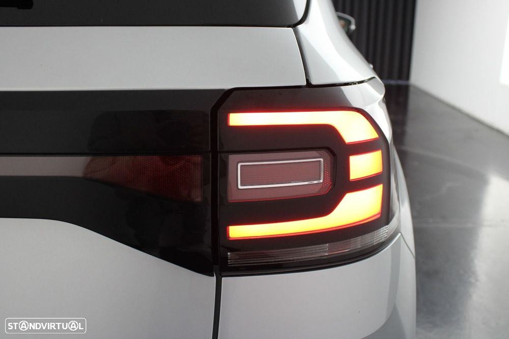Volkswagen T-Cross 1.0 TSI Life — fotografia 27