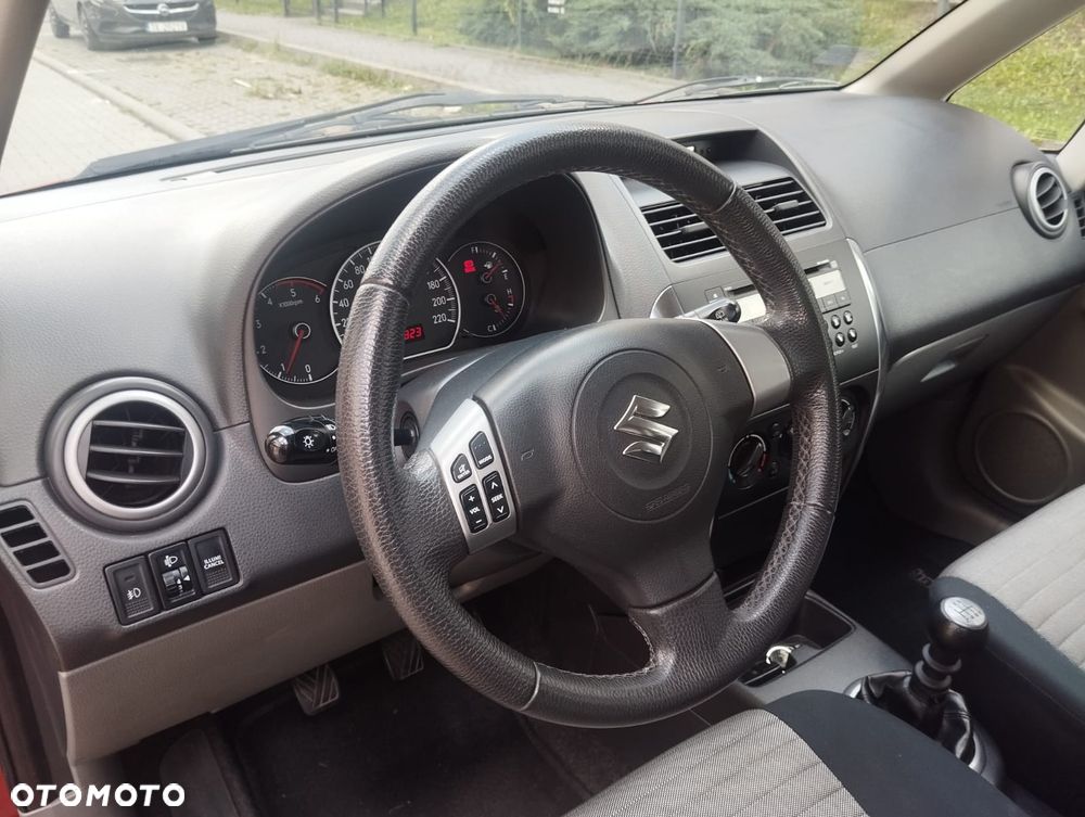 Suzuki SX4 - 6