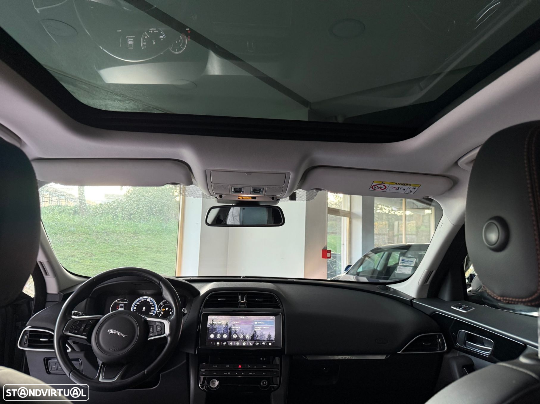 Jaguar F-Pace 20d AWD Aut. R-Sport - 37