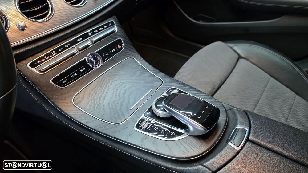 Mercedes-Benz E 220 d Avantgarde+ - 13