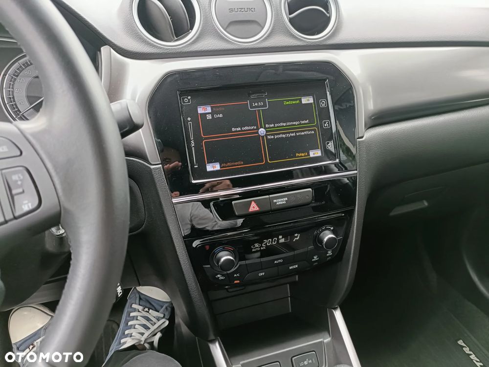 Suzuki Vitara 1.4 Boosterjet SHVS Premium 2WD - 12