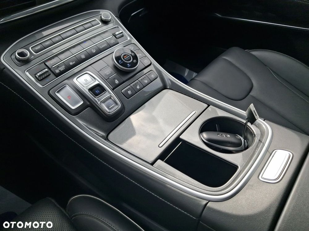 Hyundai Santa Fe 1.6 T-GDI HEV Platinum 4WD - 20