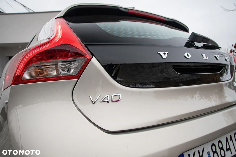 Volvo V40 D2 Kinetic - 15