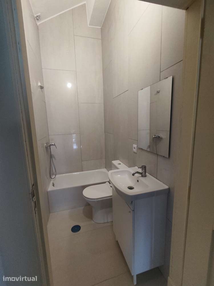 Quarto Mobilado em Coimbra na Rua do Brail - Grande imagem: 5/9