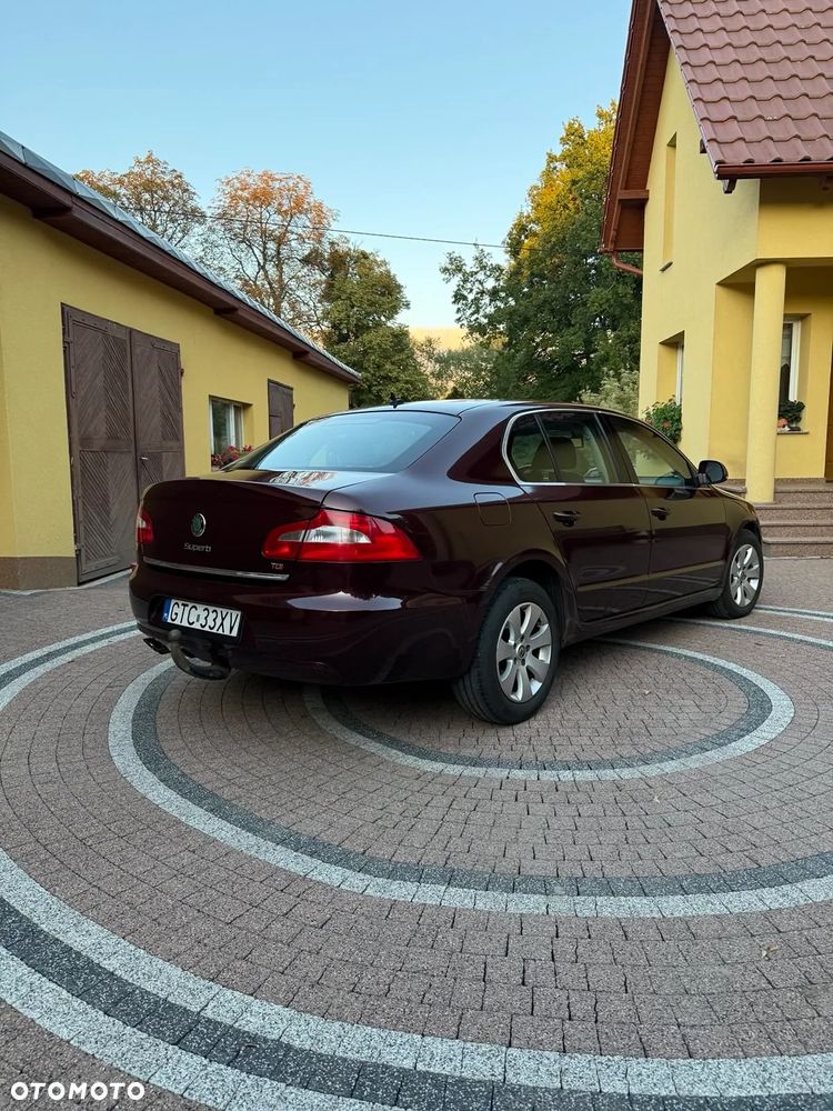 Skoda Superb 2.0 TDI Ambition DSG - 3