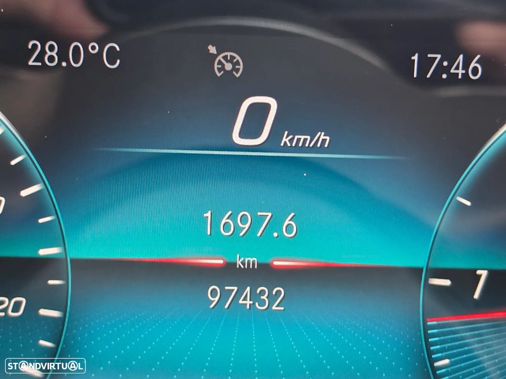 Mercedes-Benz GLB 200 d 4Matic Progressive - 15