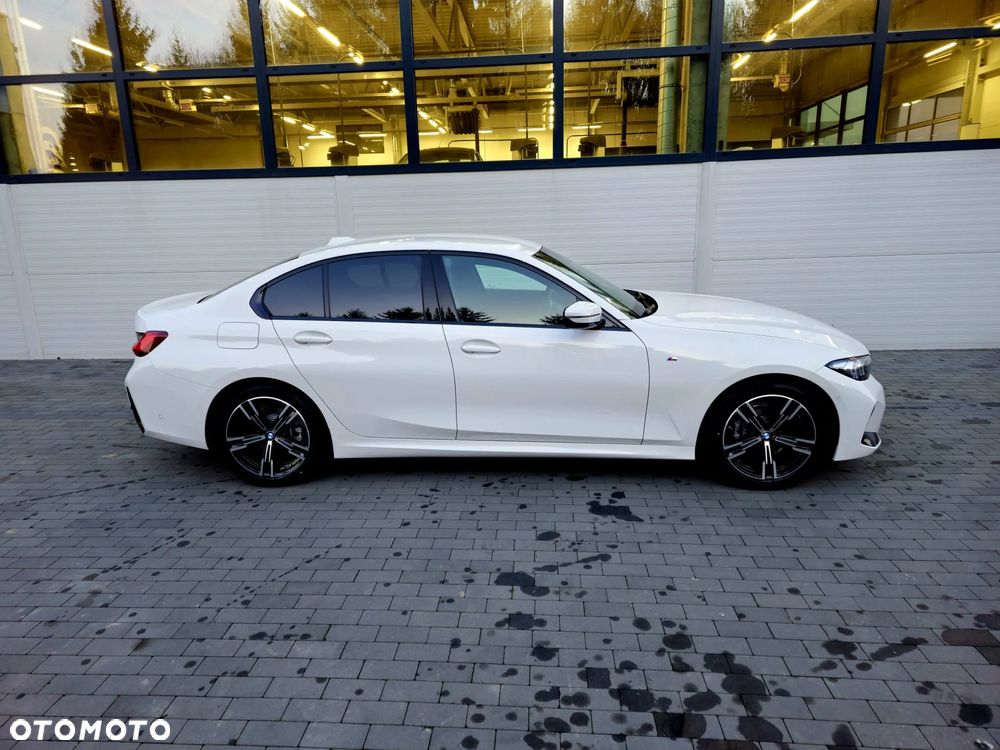 BMW Seria 3 318i - 9