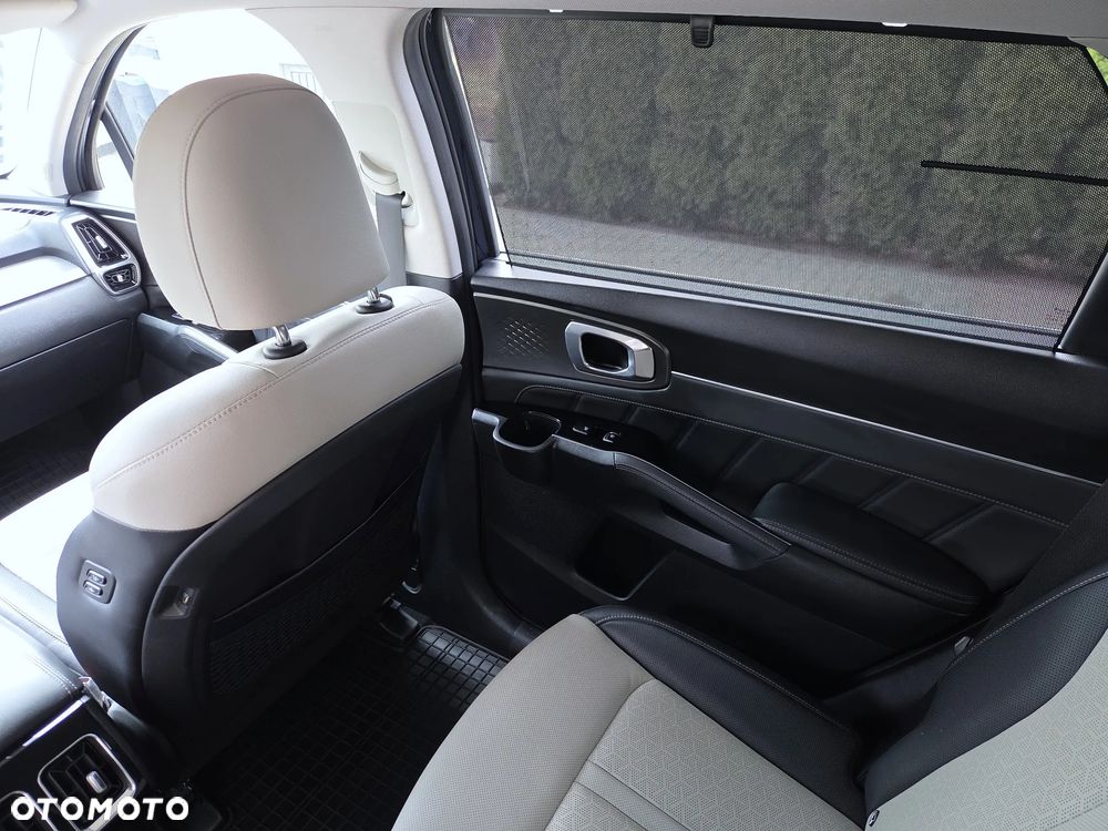 Kia Sorento 1.6 T-GDI HEV XL 4WD - 25