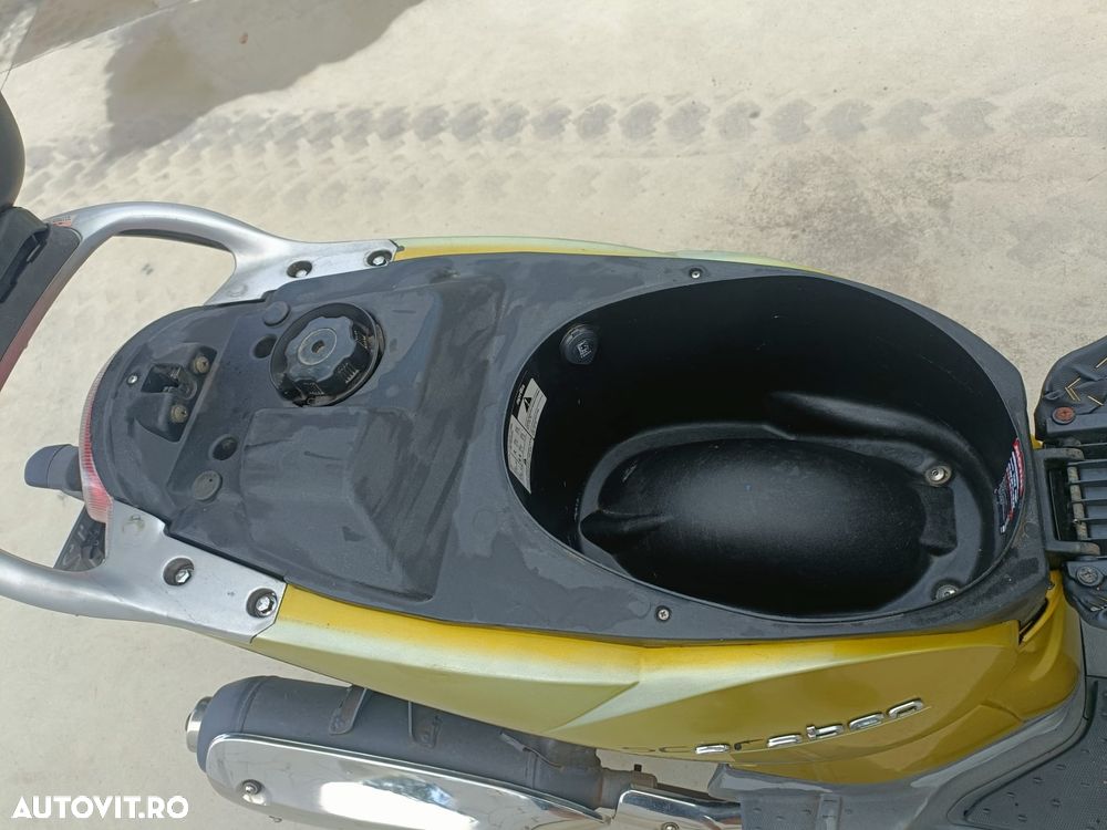 Aprilia Scarabeo 200 - 11