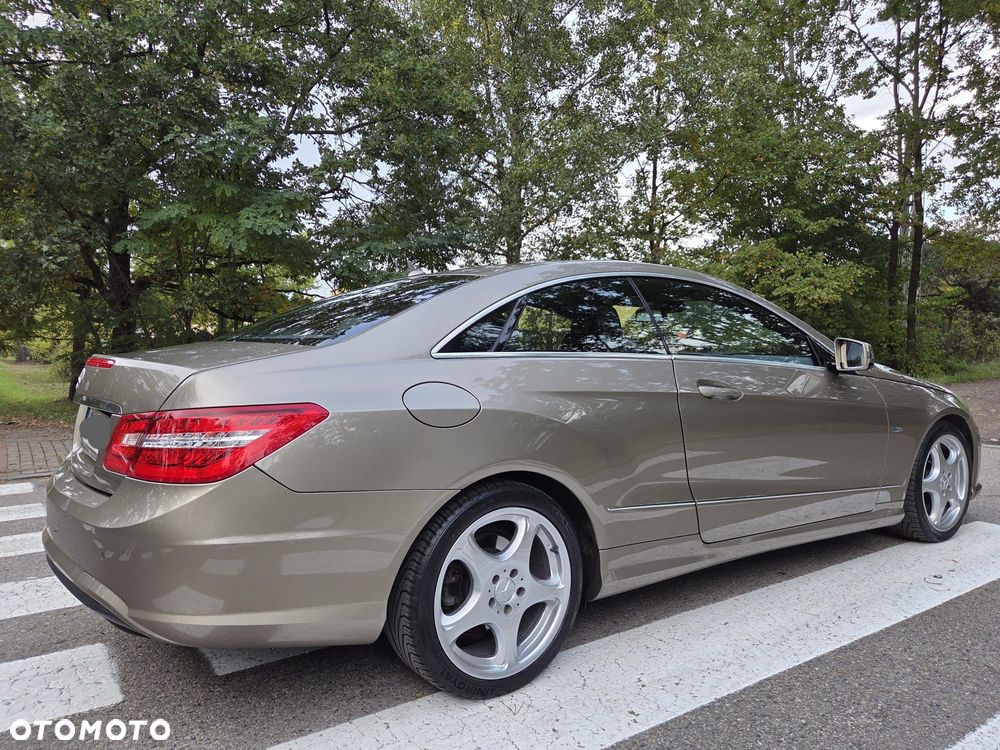 Mercedes-Benz Klasa E 250 CGI BlueEffICIENCY - 6