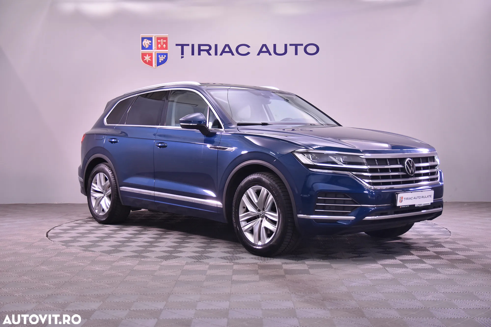 Volkswagen Touareg - 7