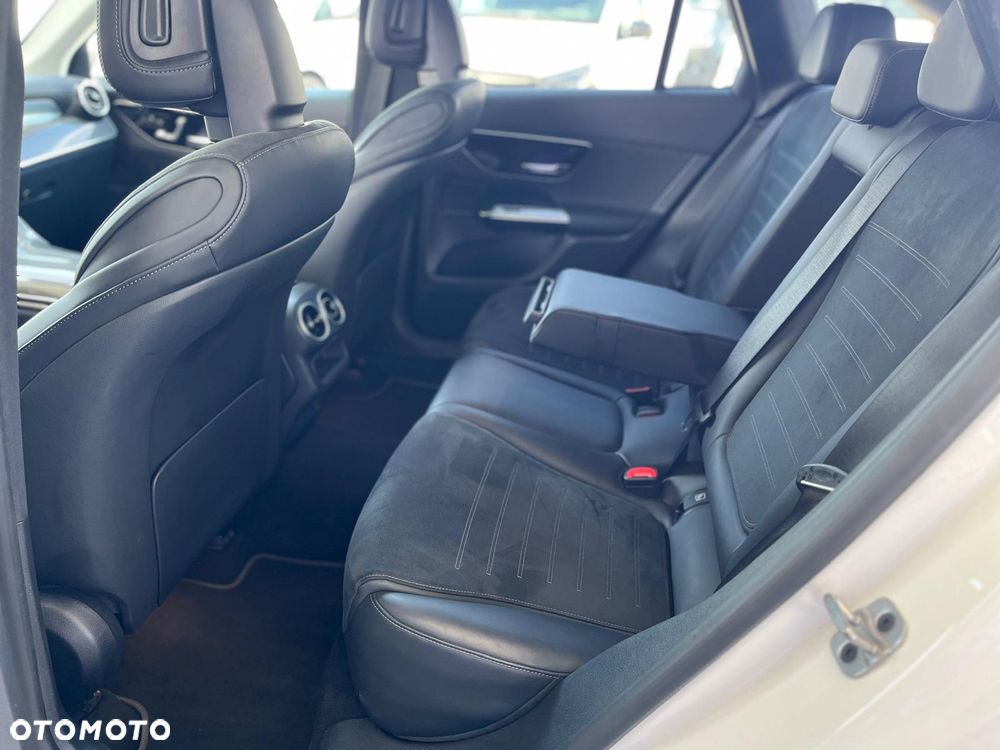 Mercedes-Benz GLC 300 e 4-Matic AMG Line - 14