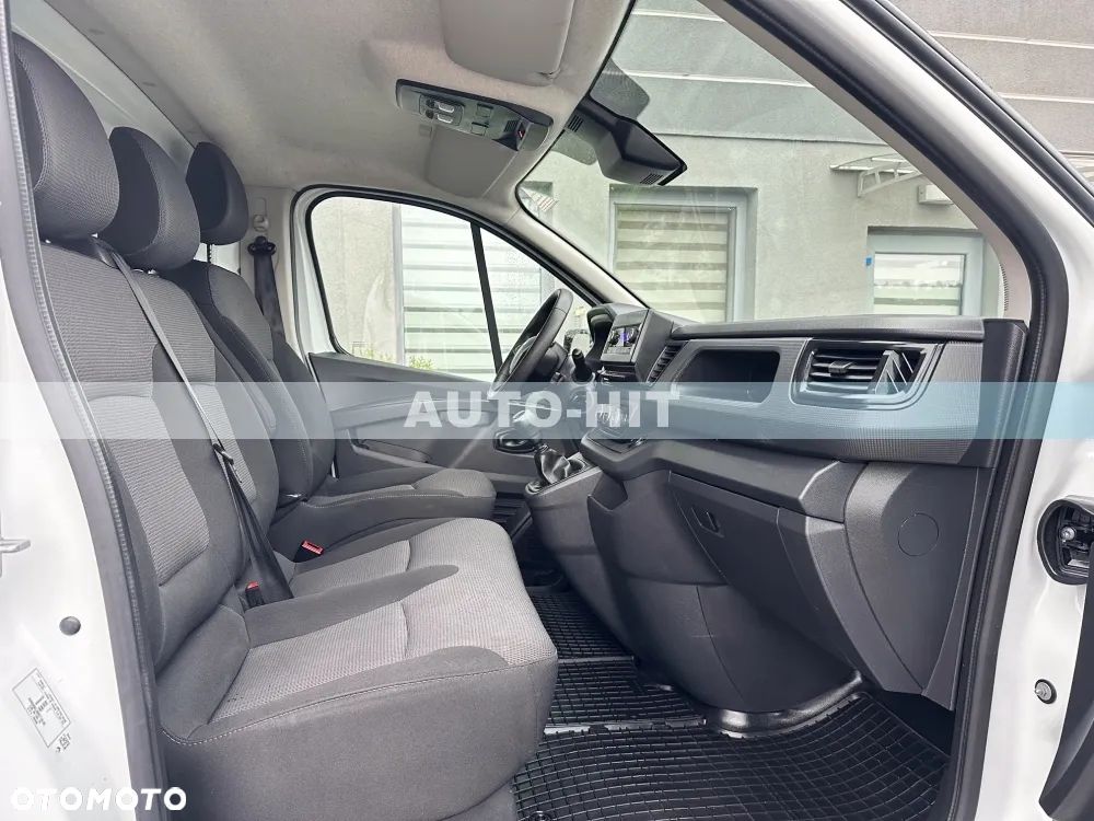 Renault Trafic - 18