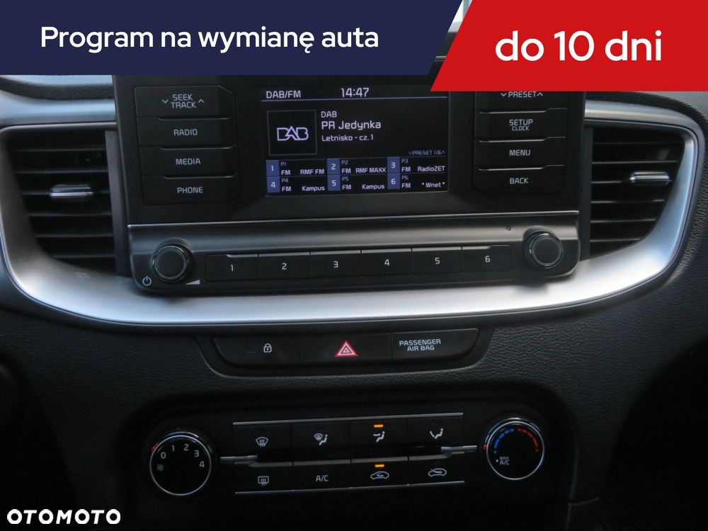 Kia Ceed - 14