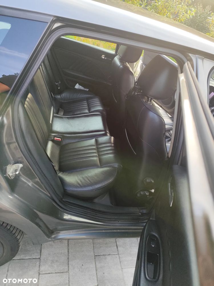 Alfa Romeo 159 2008 photo 4